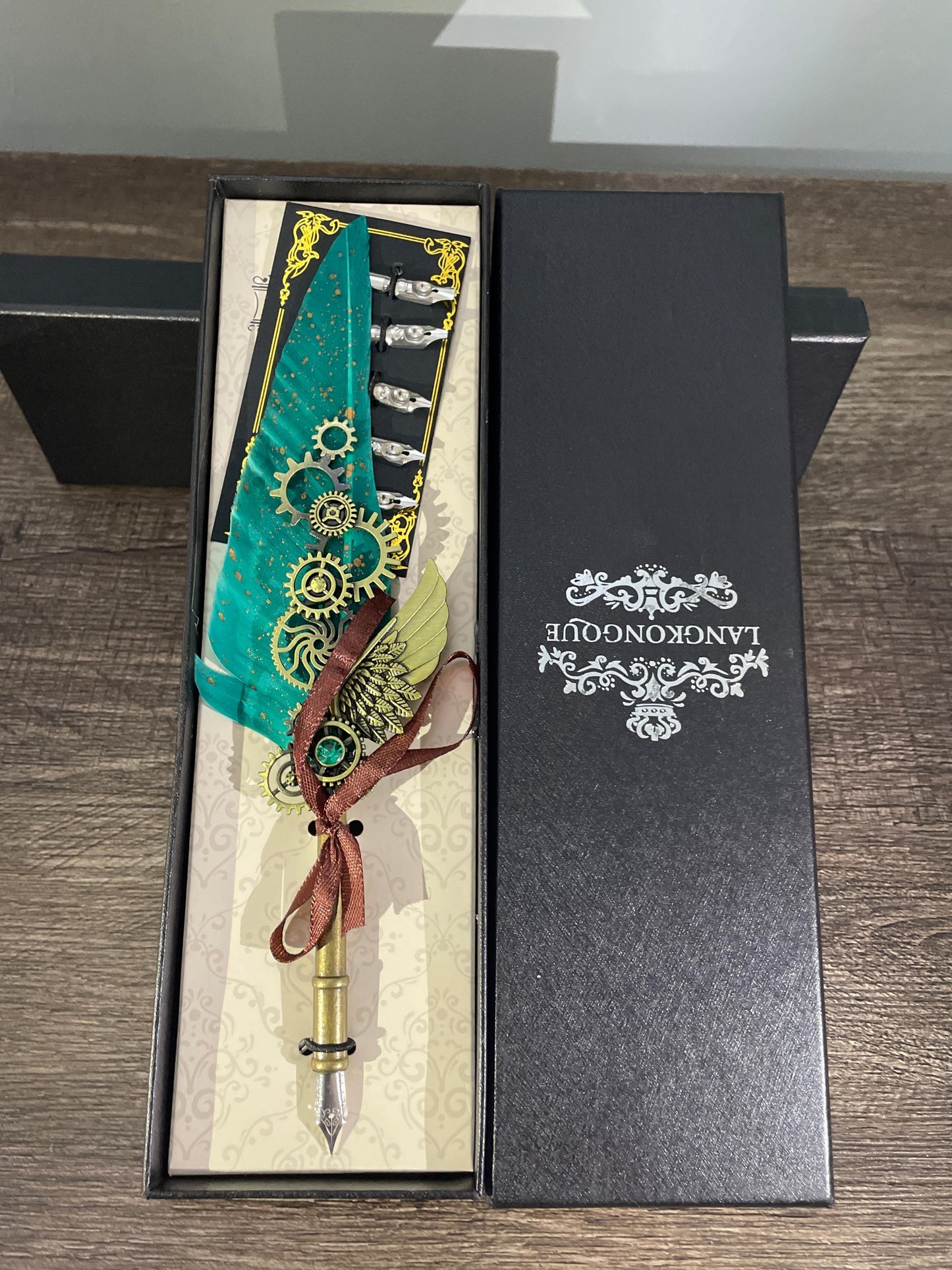 Feather Quill Calligraphy Pen single set Green